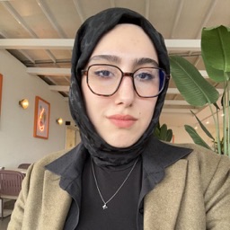 Aslıhan Eslem Akdoğan portre